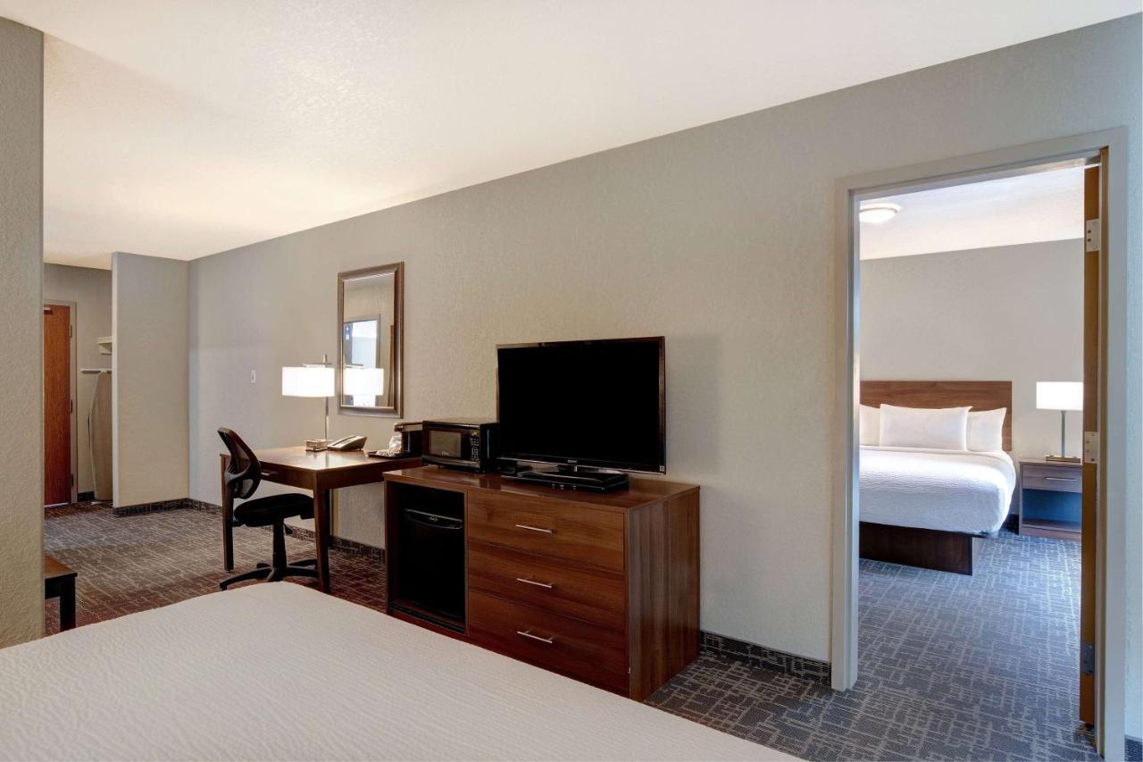 Days Inn & Suites By Wyndham Yorkton Luaran gambar
